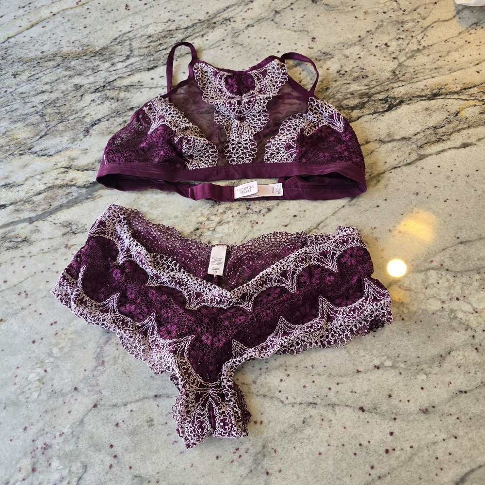 Victoria's Secret burgundy bralette and cheekies nwot large